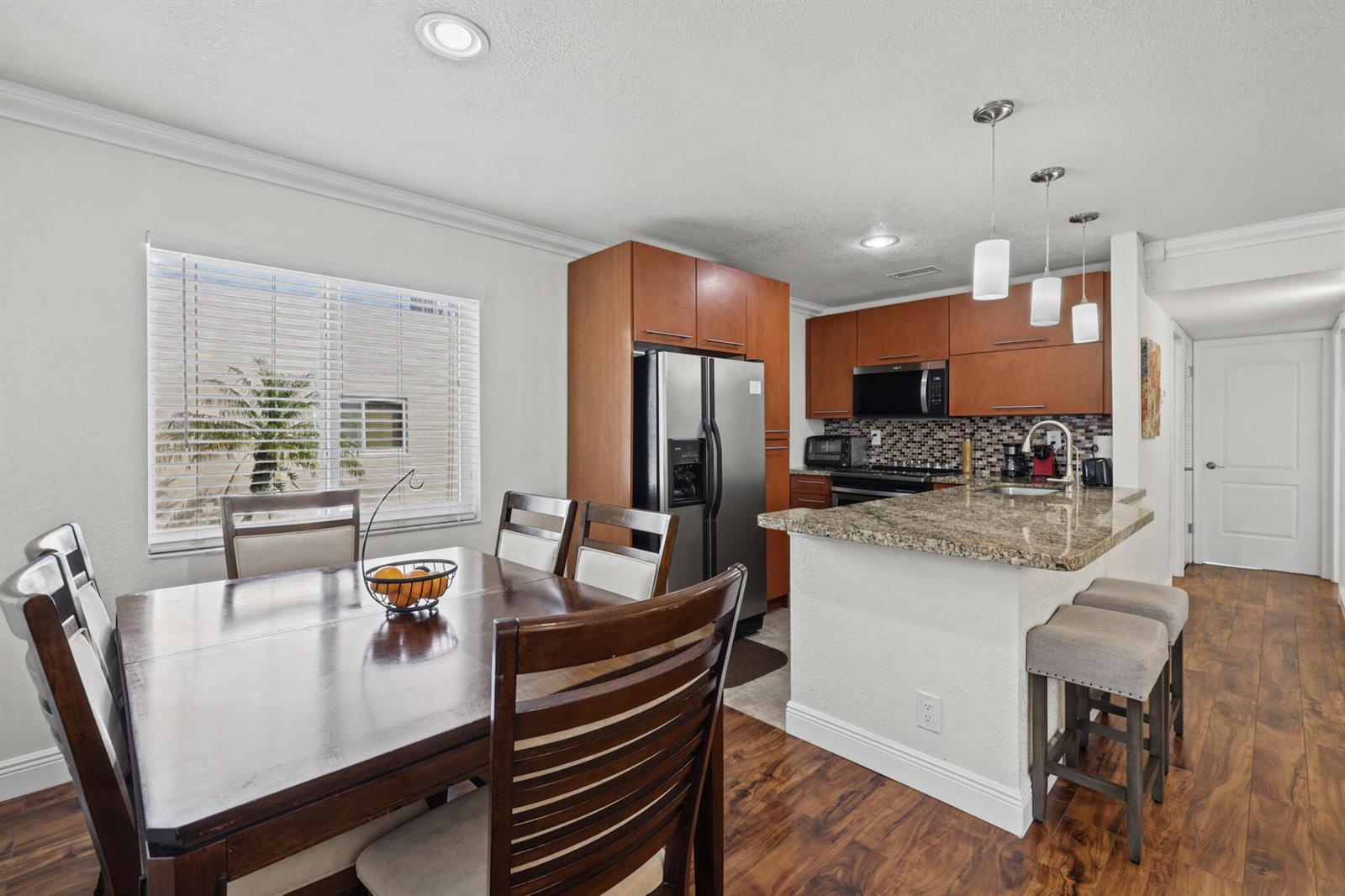 379 CAPRI H, Delray Beach FL 33484 photo 3