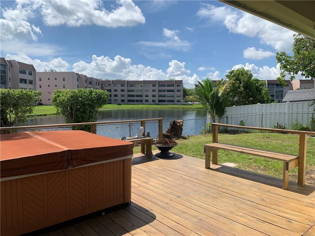 2850 NW 105TH Lane, Sunrise FL 33322
