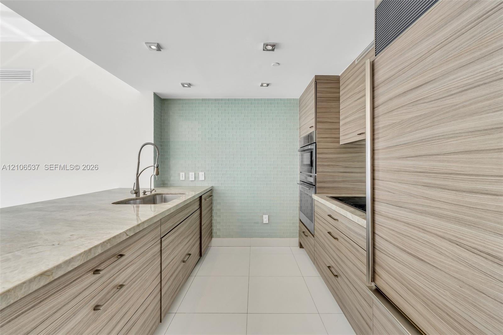 465 Brickell Ave # 5203, Miami FL 33131 photo 3