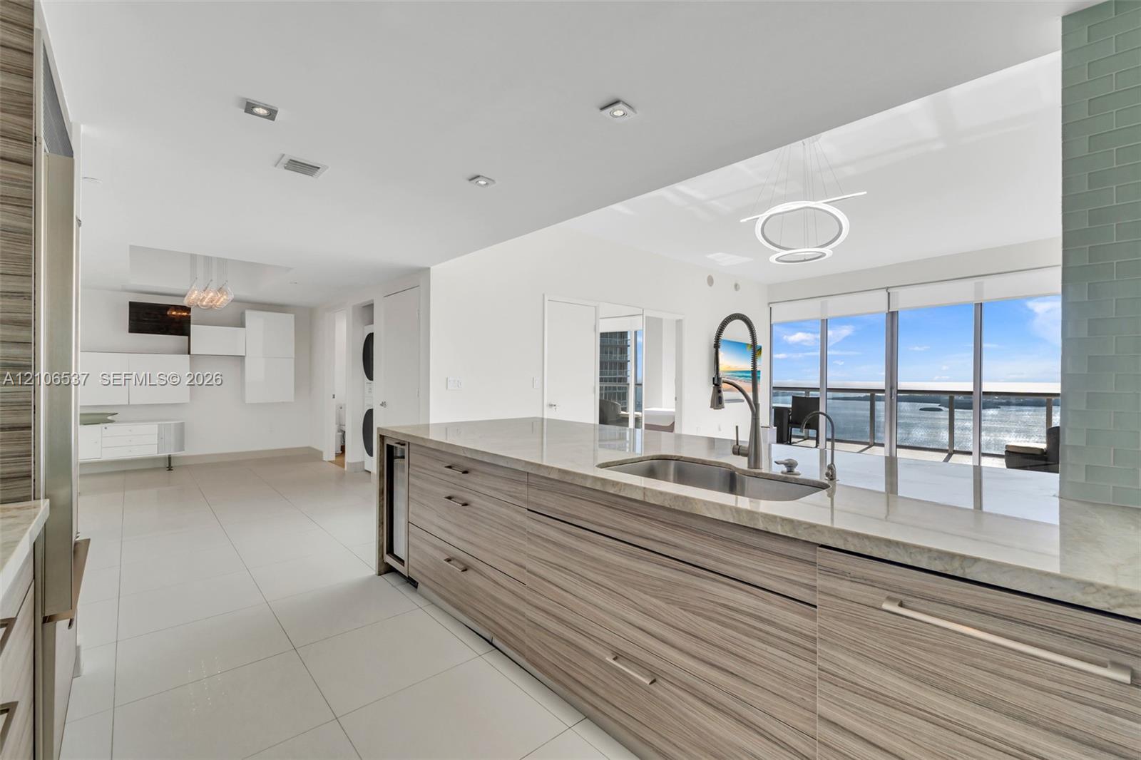 465 Brickell Ave # 5203, Miami FL 33131 photo 5