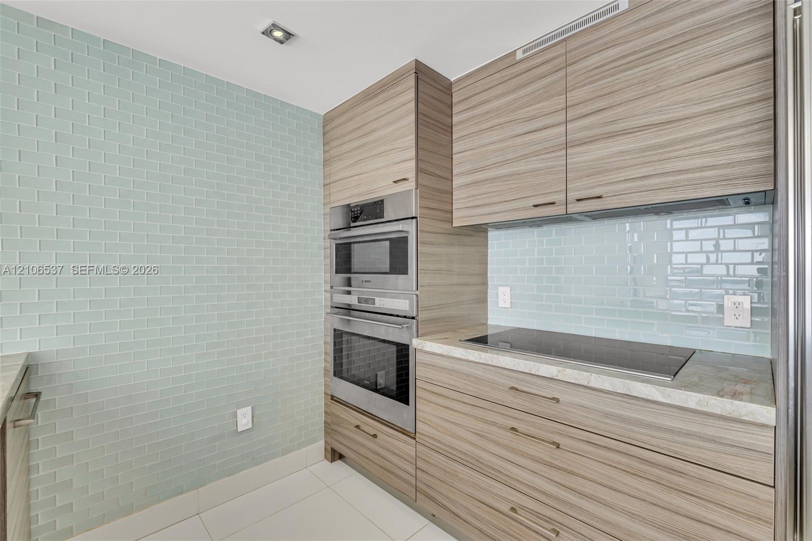 465 Brickell Ave # 5203, Miami FL 33131 photo 4