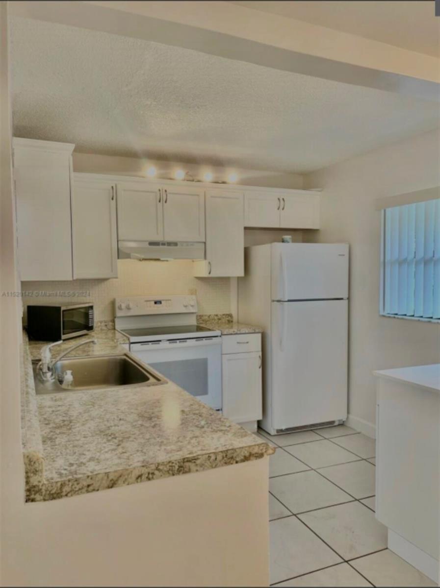 10581 ROYAL PALM Boulevard # 10581, Coral Springs FL 33065 photo 2