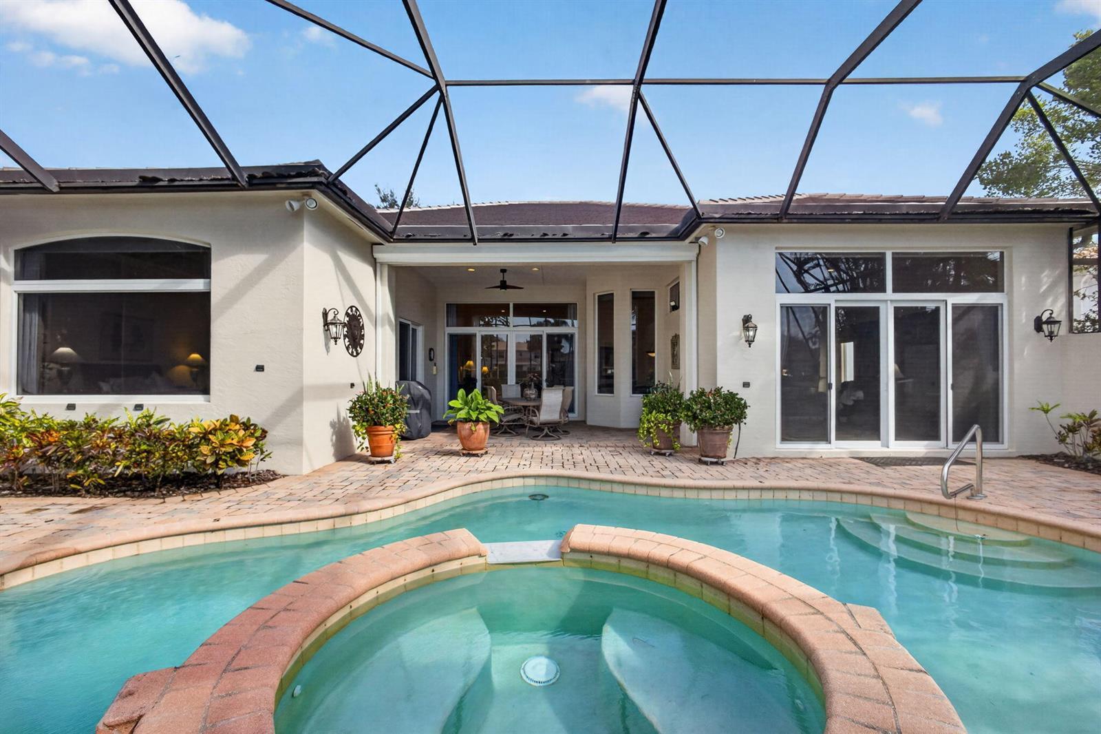 136 SEDONA Way, Palm Beach Gardens FL 33418 photo 3