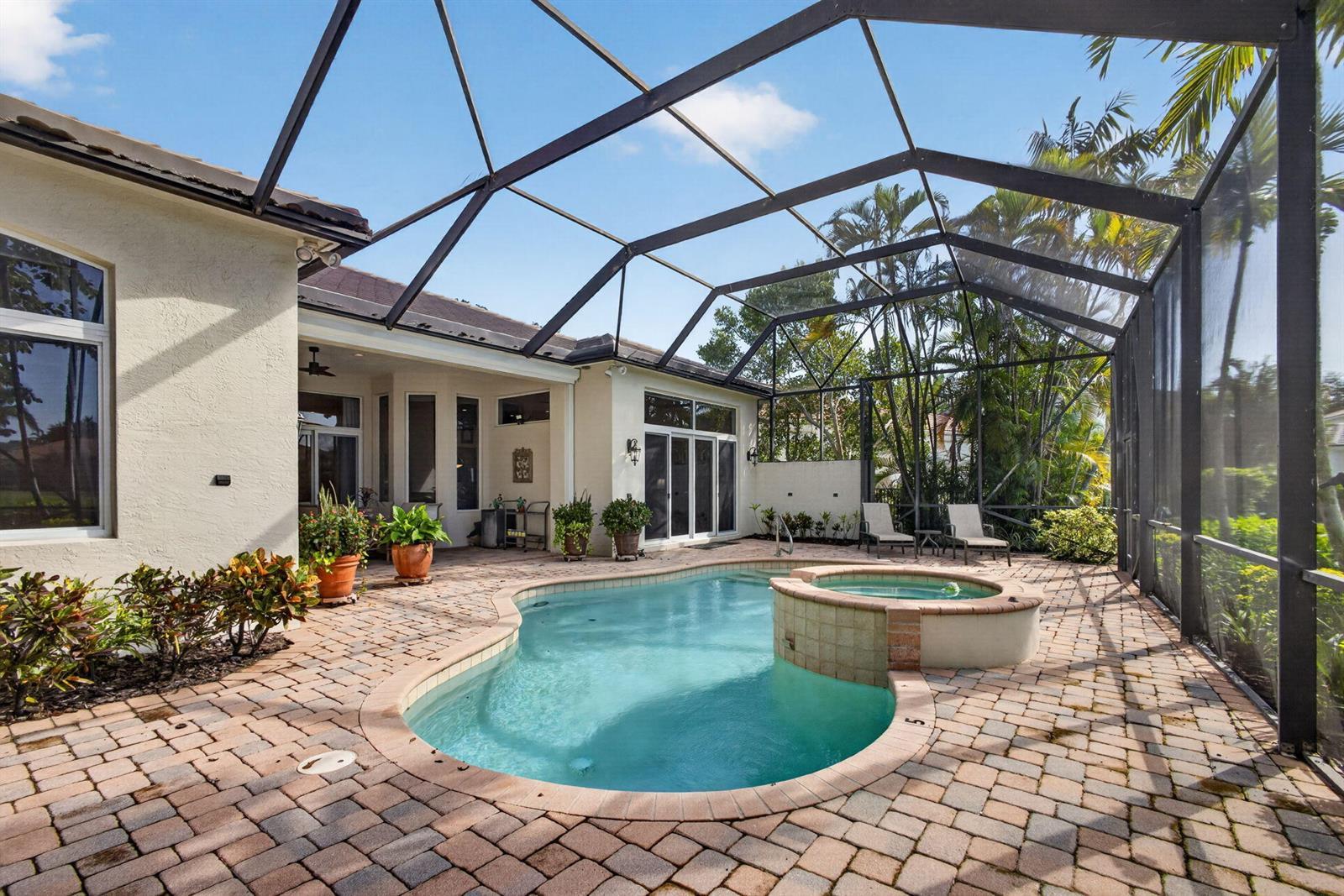 136 SEDONA Way, Palm Beach Gardens FL 33418 photo 4