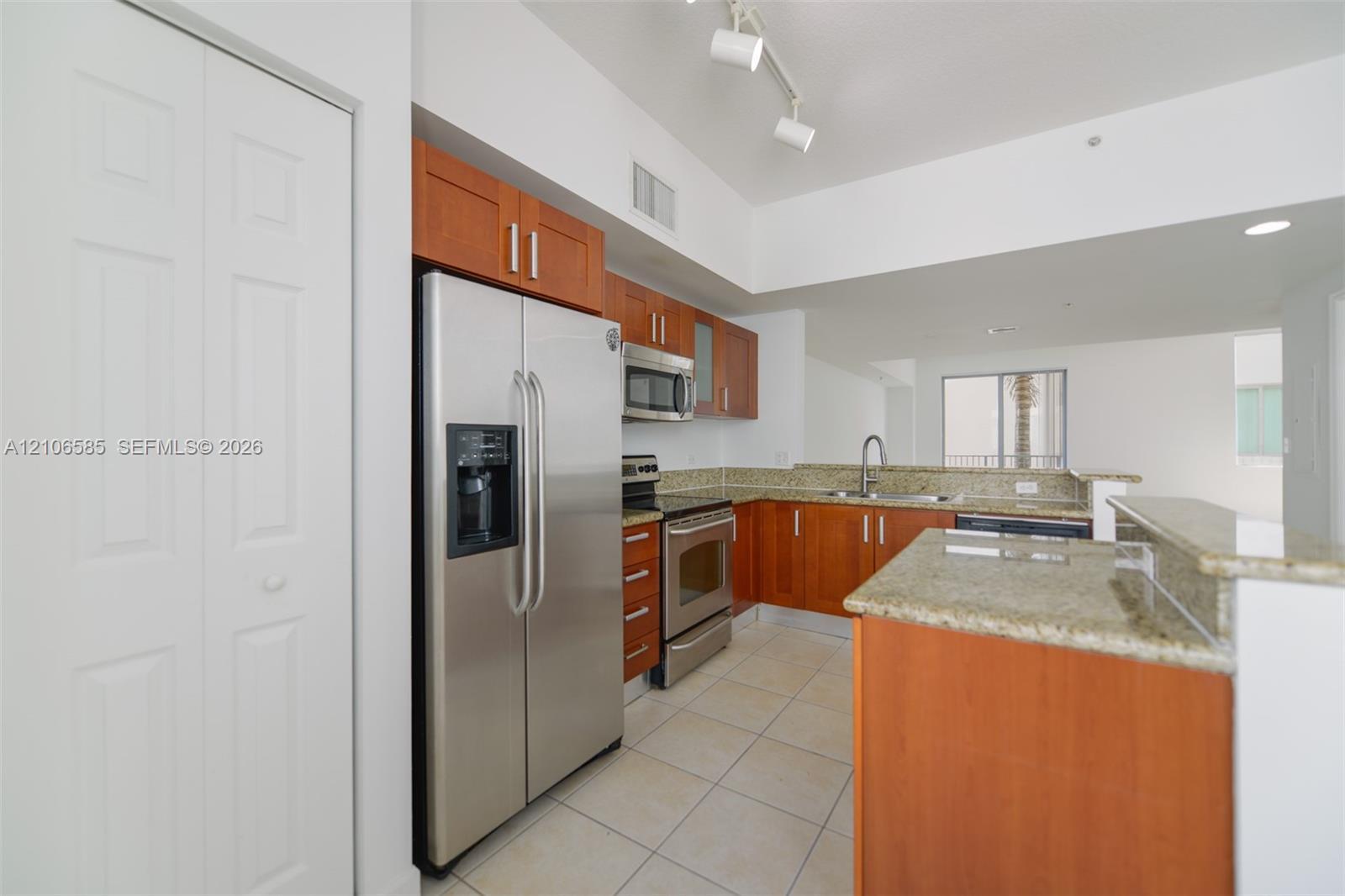 2146 Van Buren St # 406, Hollywood FL 33020 photo 5