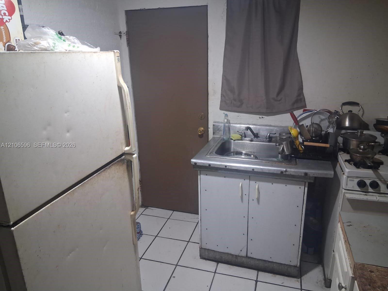 1369 NW 75th Ter, Miami FL 33147 photo 3