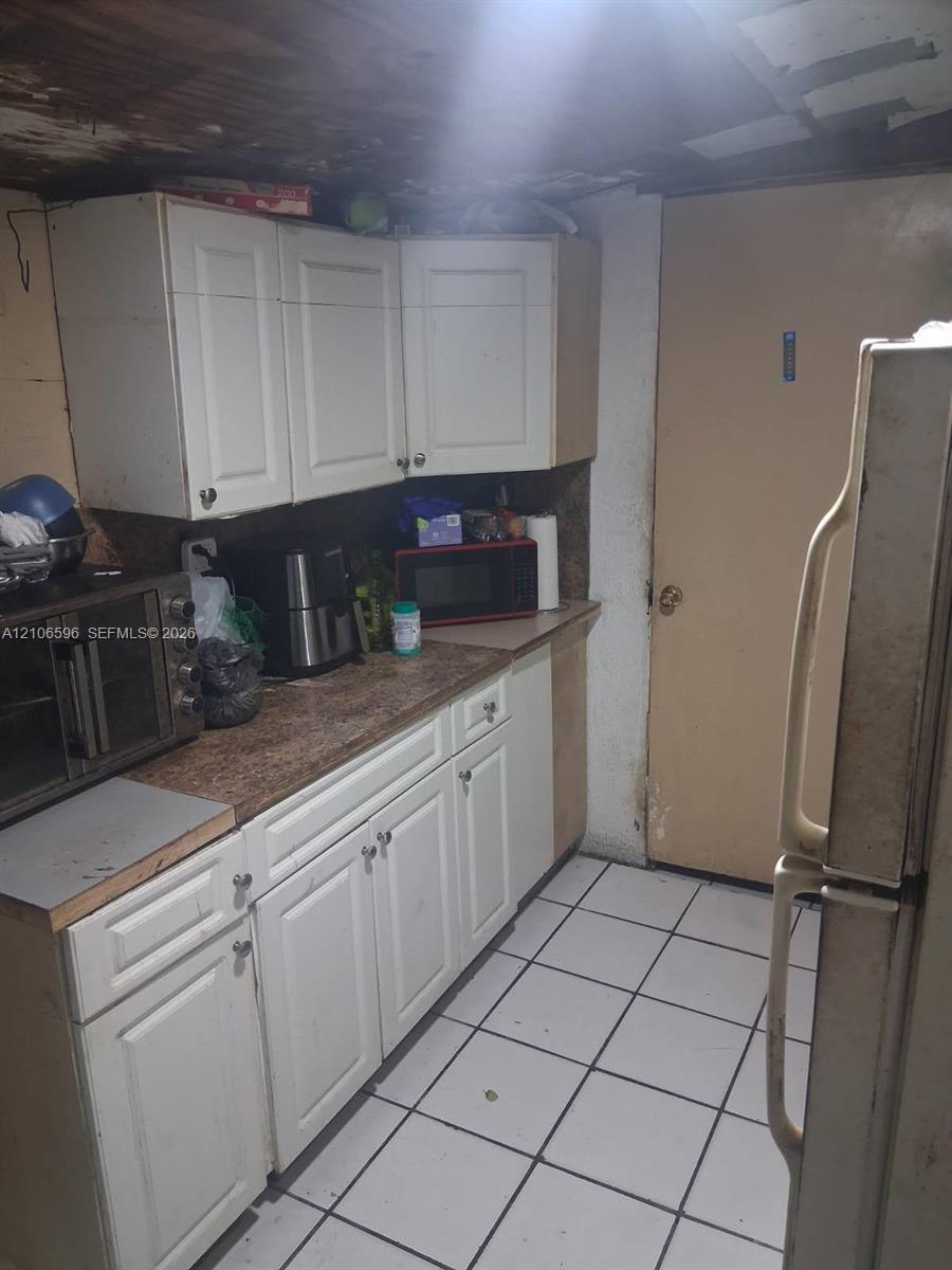 1369 NW 75th Ter, Miami FL 33147 photo 4