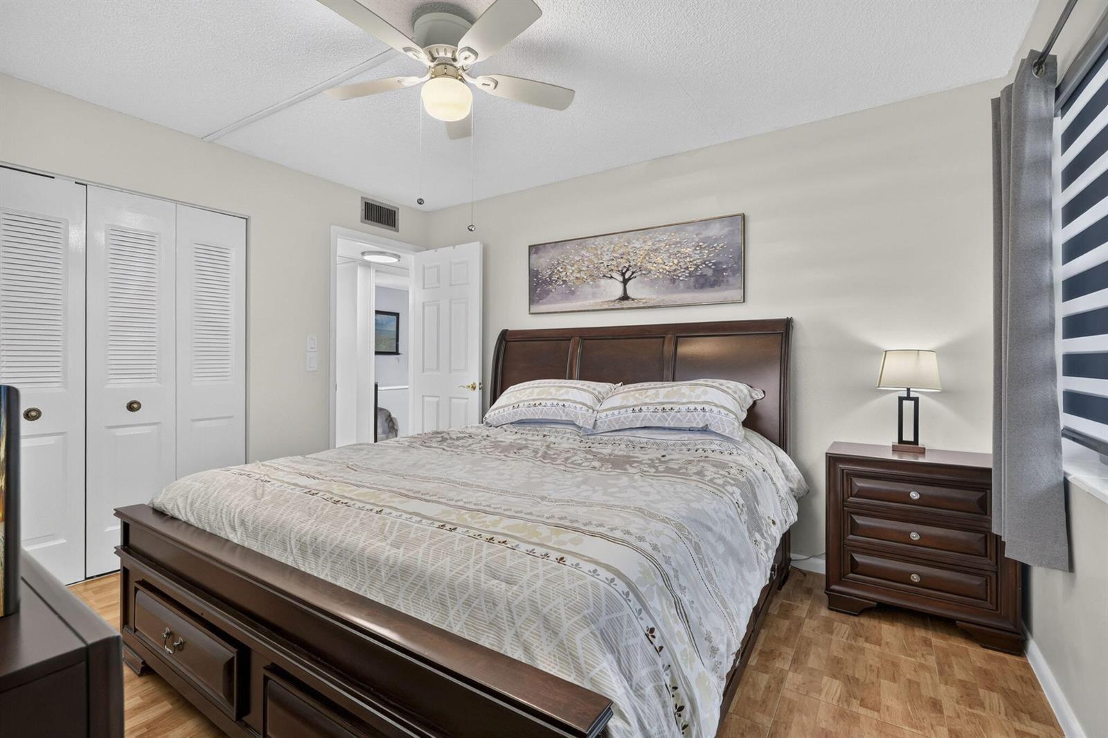 324 Chatham P # 324, West Palm Beach FL 33417 photo 3