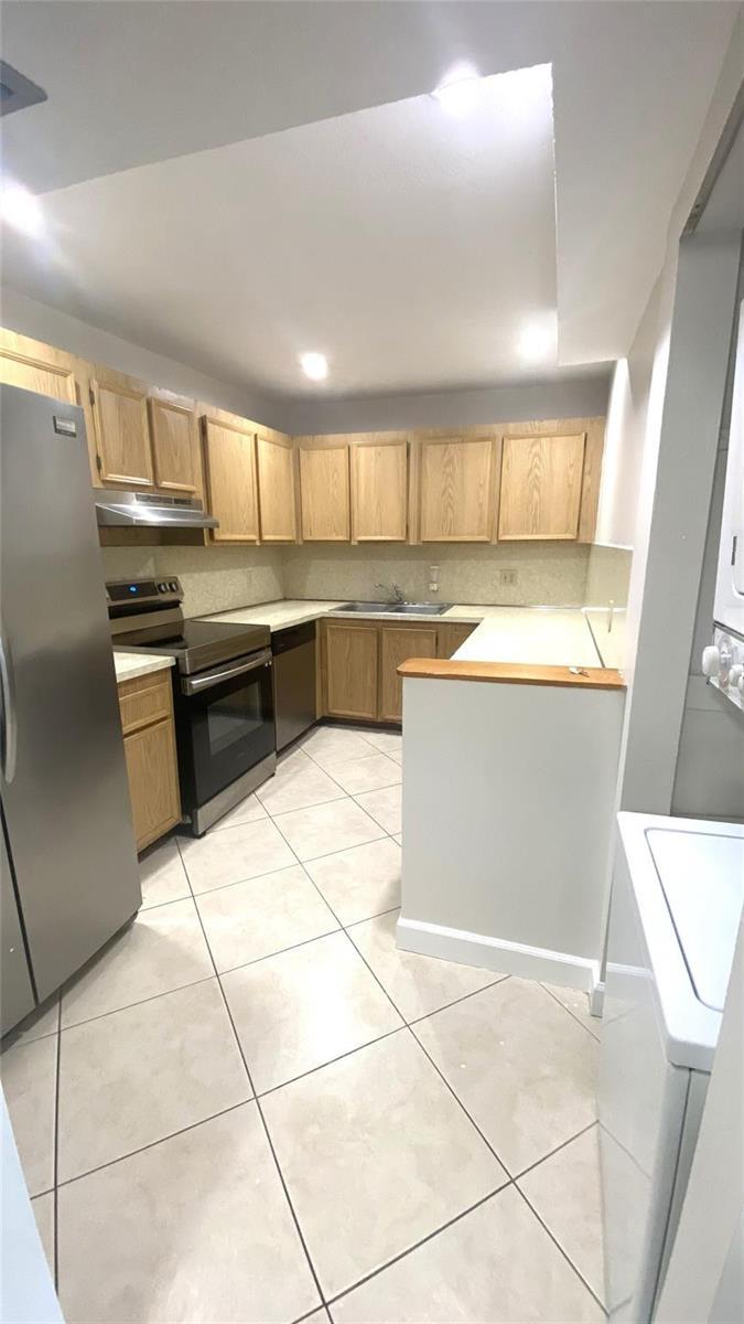 733 SE 1ST Way # 302, Deerfield Beach FL 33441 photo 3