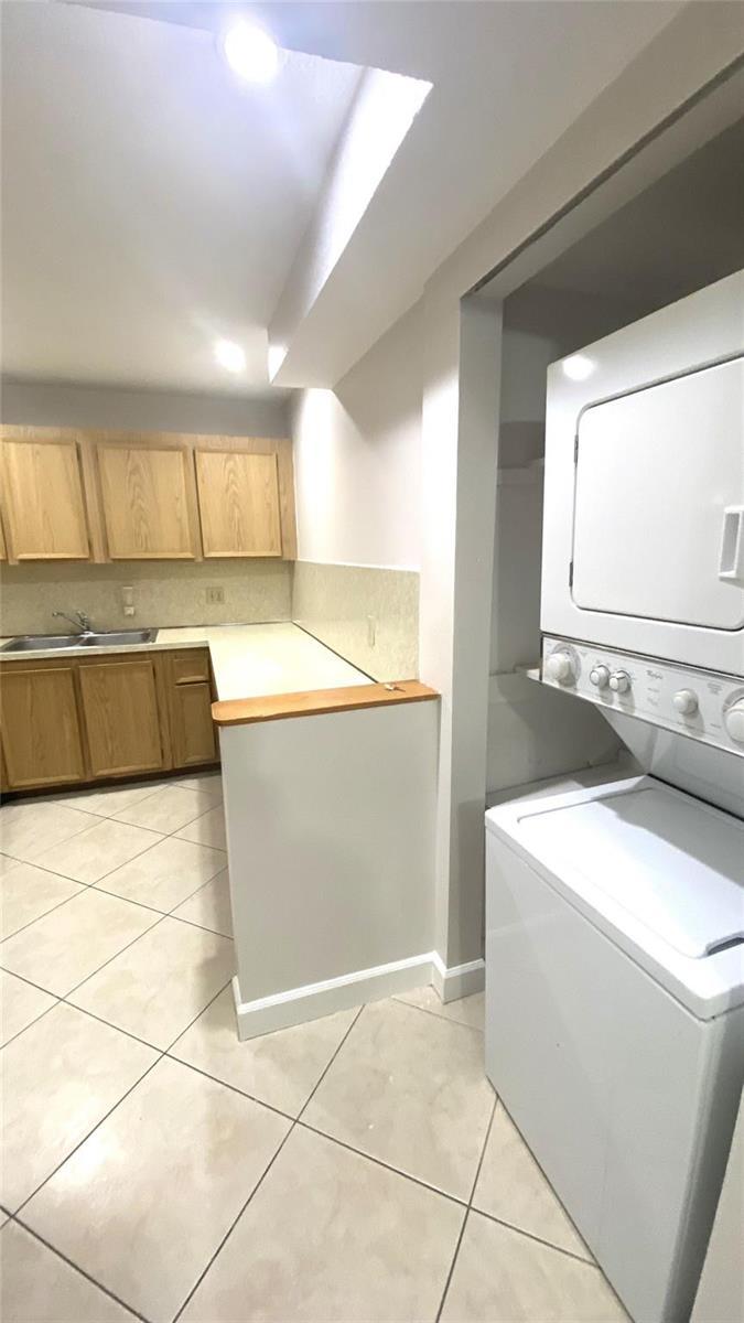 733 SE 1ST Way # 302, Deerfield Beach FL 33441 photo 5