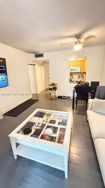 17570 Atlantic Blvd # 105, Sunny Isles Beach FL 33160 photo 2