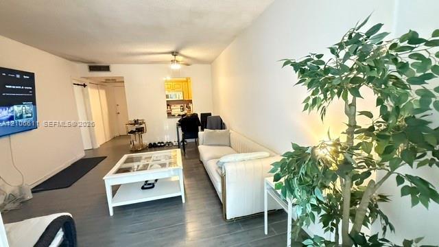 17570 Atlantic Blvd # 105, Sunny Isles Beach FL 33160 photo 4