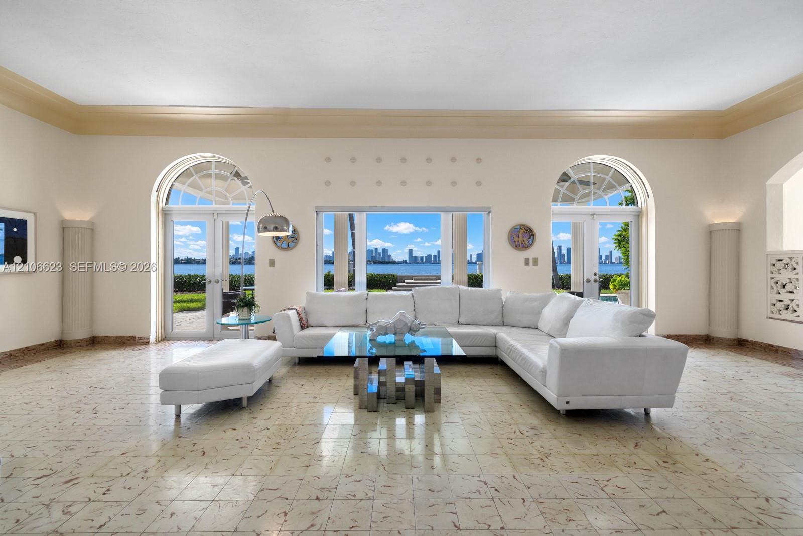 2312 Bay Ave, Miami Beach FL 33140 photo 3