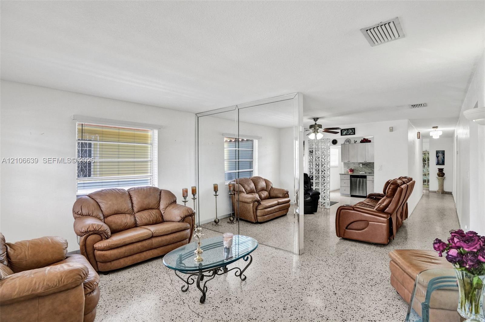 645 W 16th St, Hialeah FL 33010 photo 2