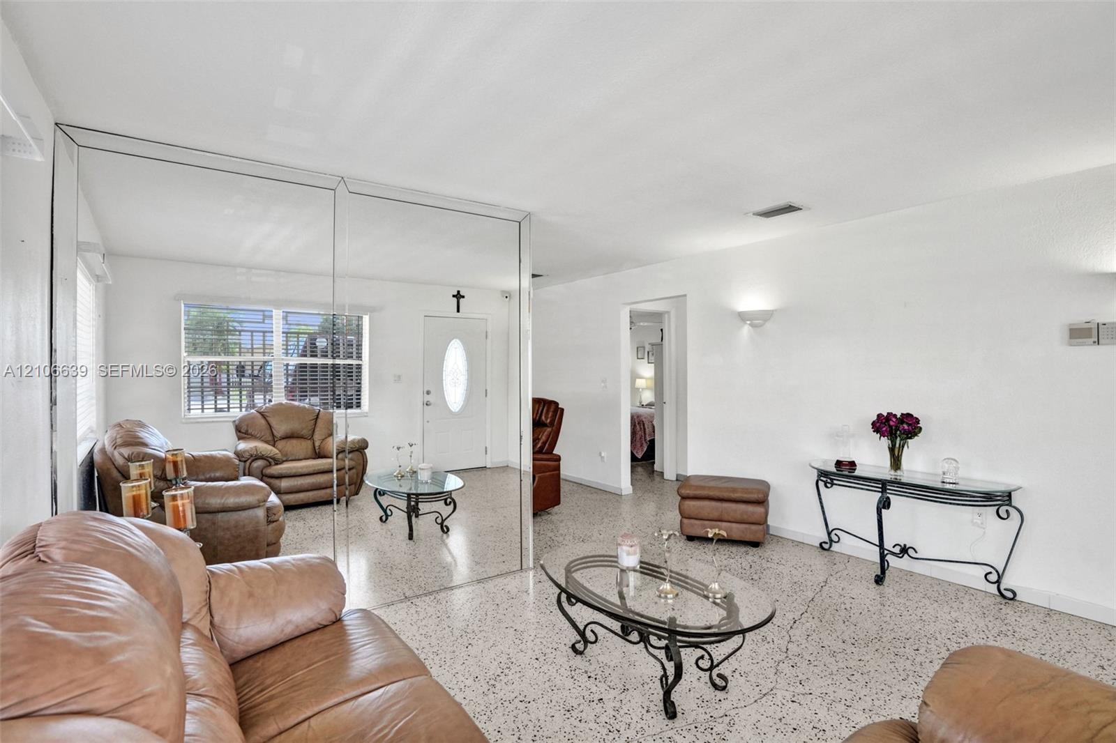 645 W 16th St, Hialeah FL 33010 photo 3