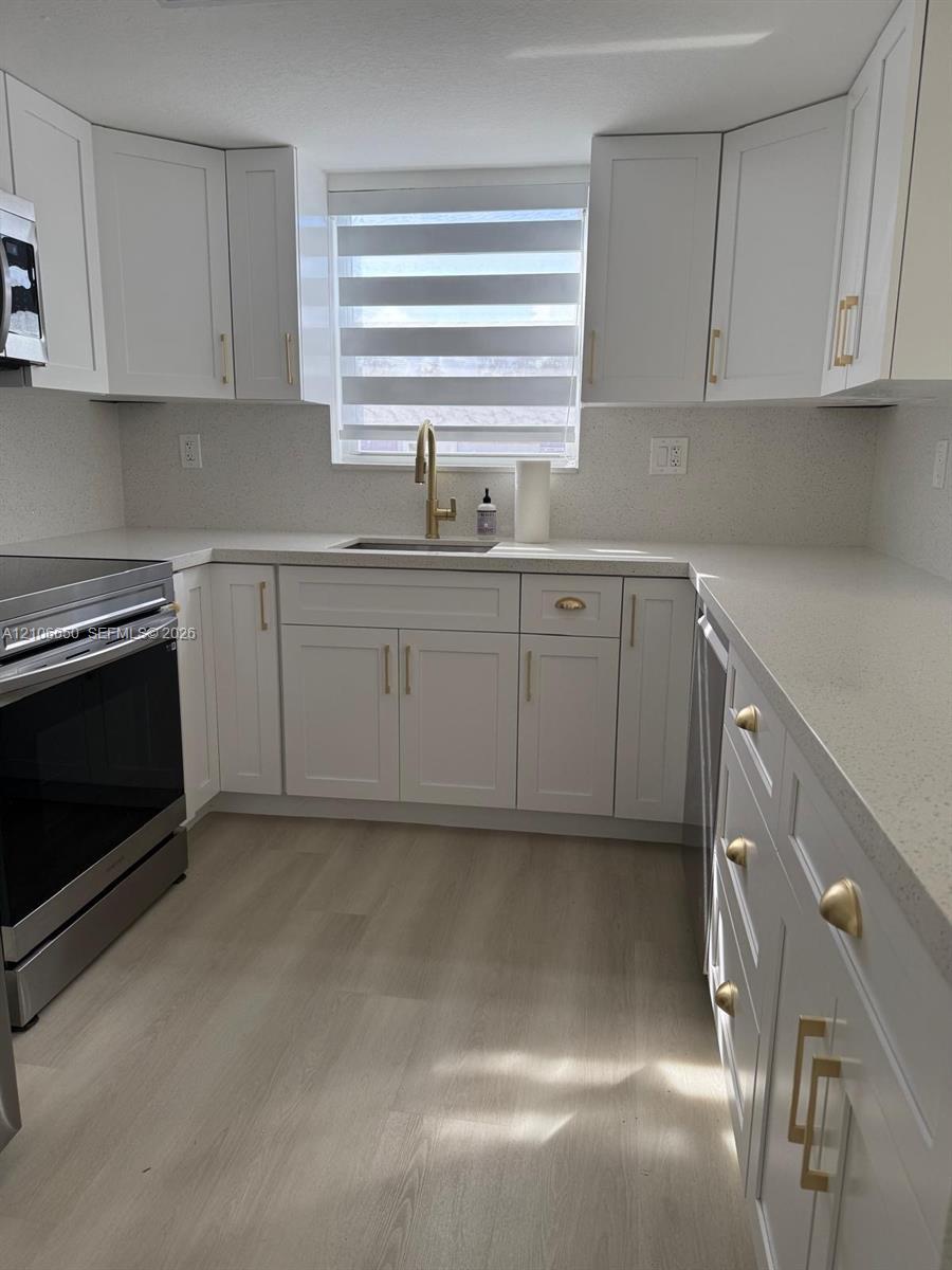 3052 SW 27th Ave # 302, Miami FL 33133 photo 2