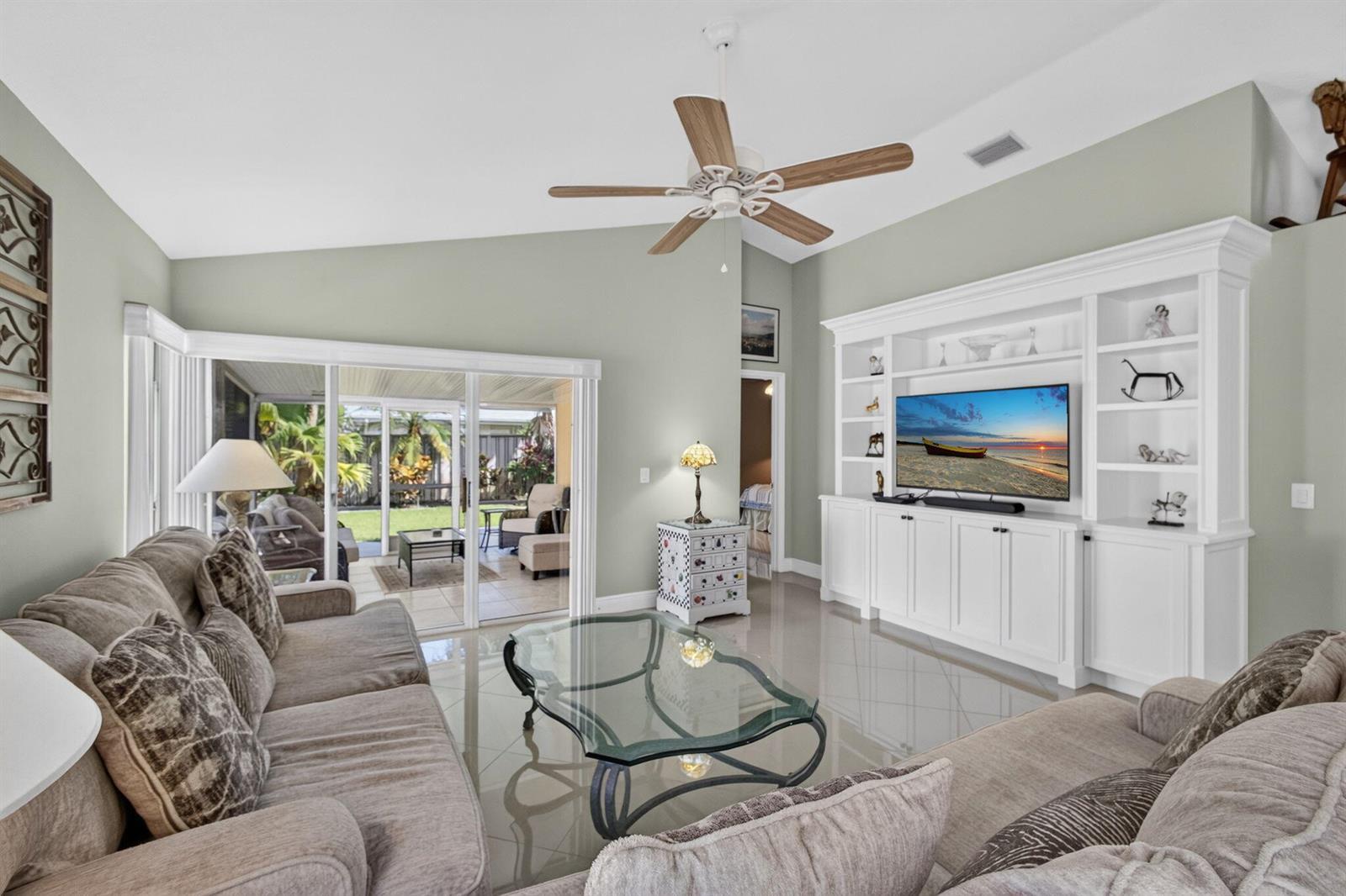 12 COMMODORE Place, Palm Beach Gardens FL 33418 photo 4