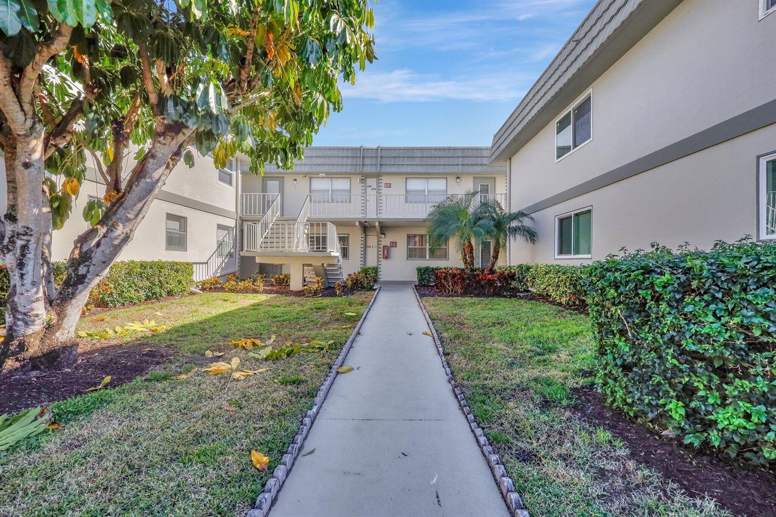 278 MONACO F # 278, Delray Beach FL 33446