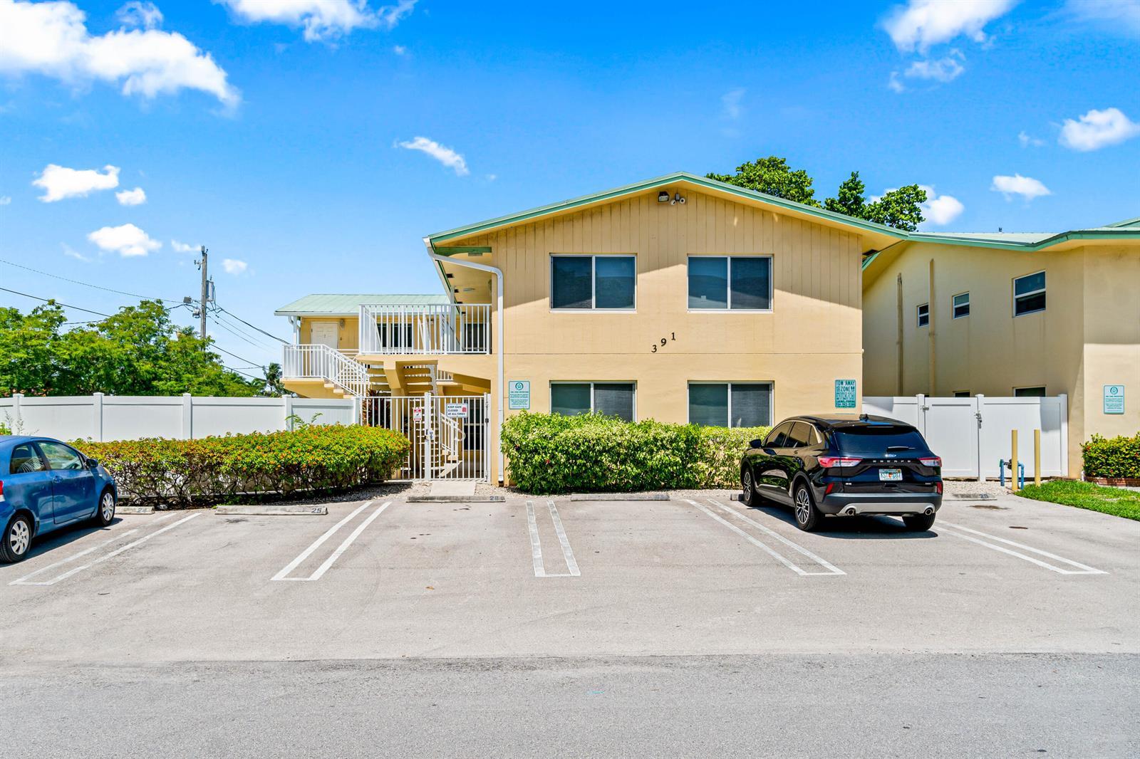 391 SE 19TH Avenue # 8, Pompano Beach FL 33060