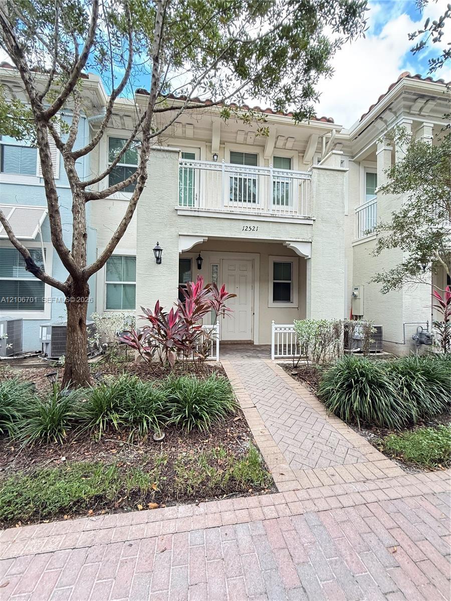 12521 NW 32nd Mnr # 12521, Sunrise FL 33323 photo 2