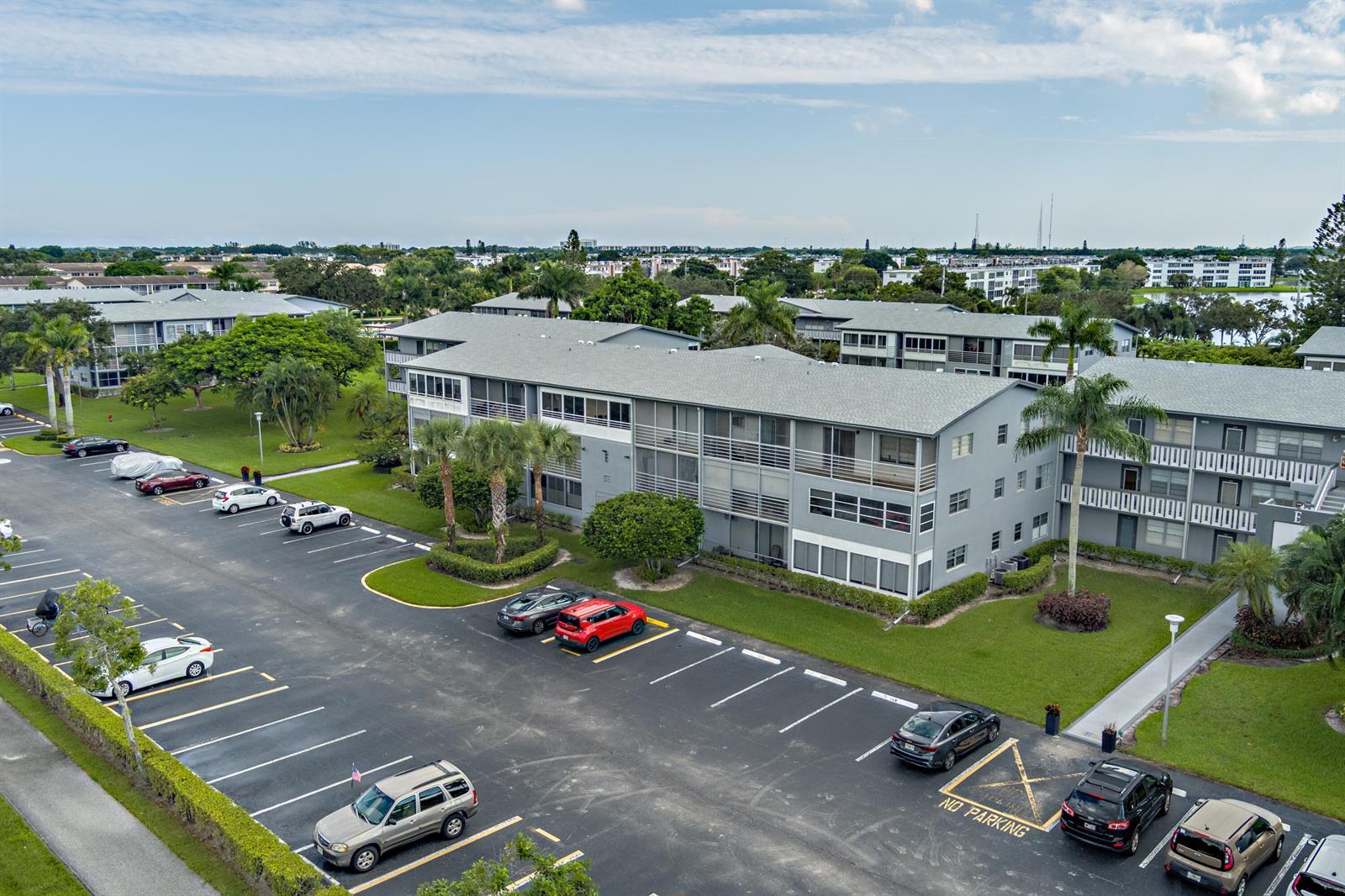 203 SUFFOLK E, Boca Raton FL 33434 photo 2