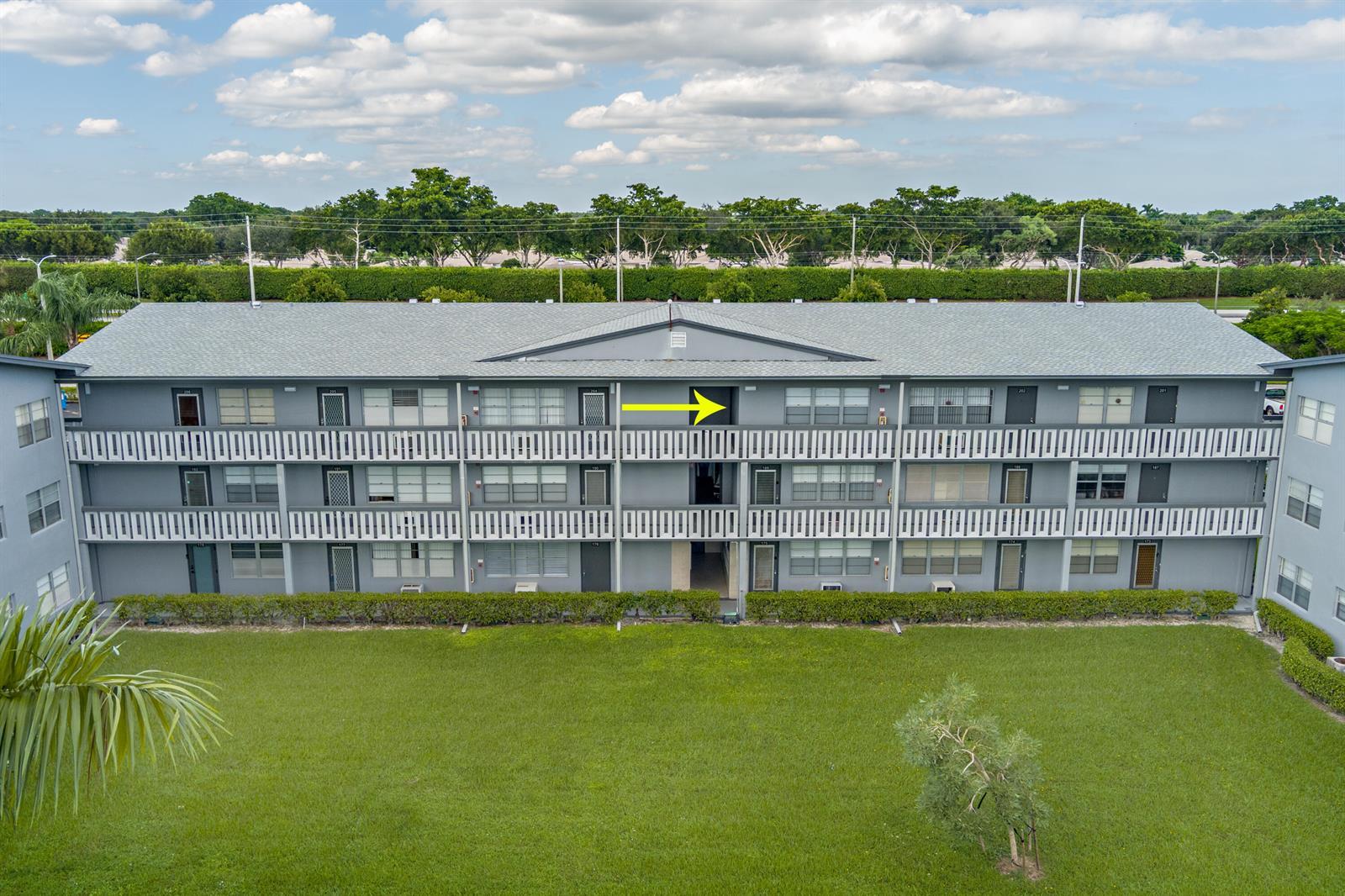203 SUFFOLK E, Boca Raton FL 33434