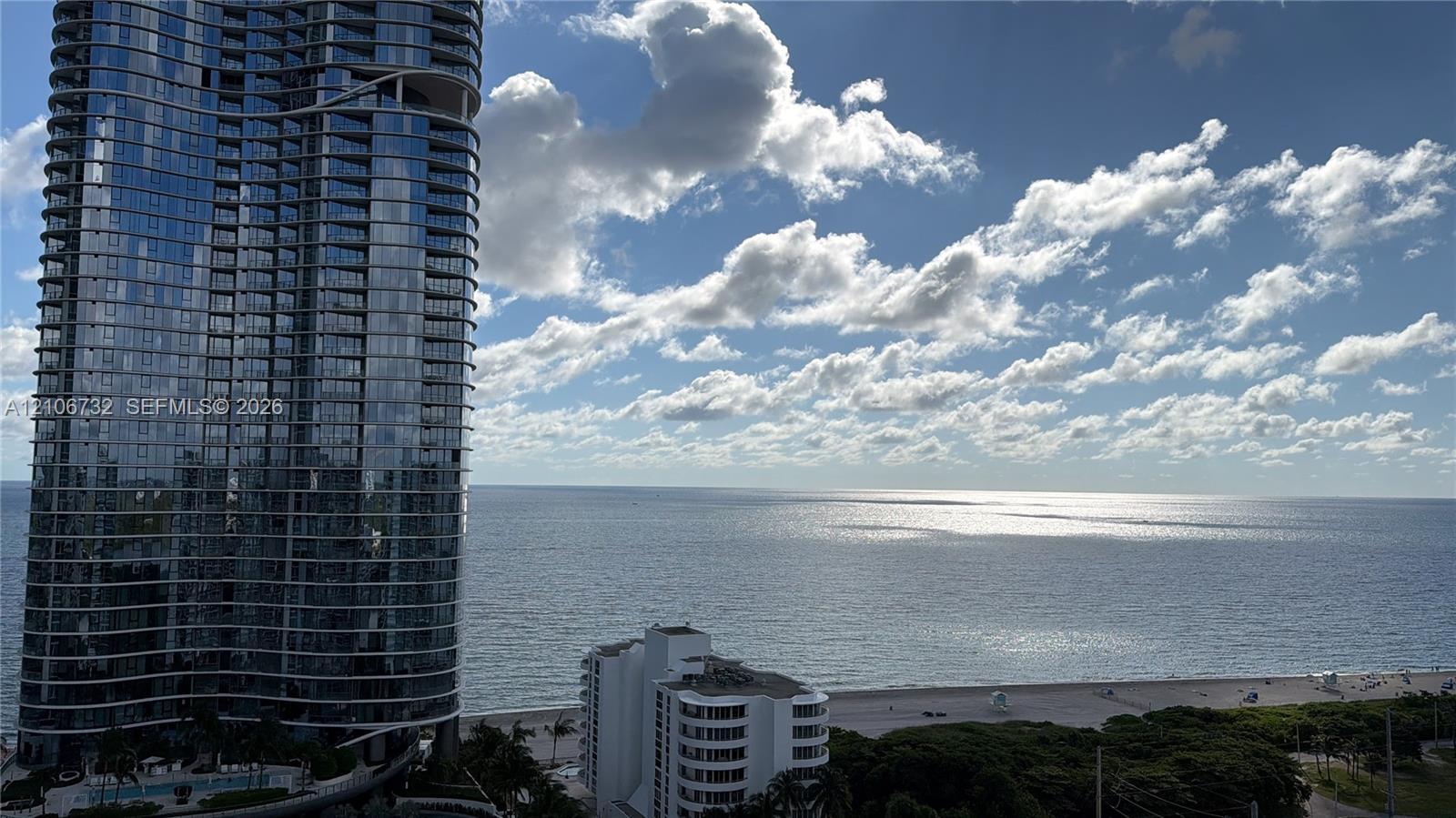 100 Bayview Dr # 2108, Sunny Isles Beach FL 33160