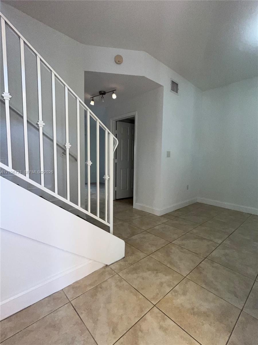 17853 NW 74th Path, Hialeah FL 33015 photo 3
