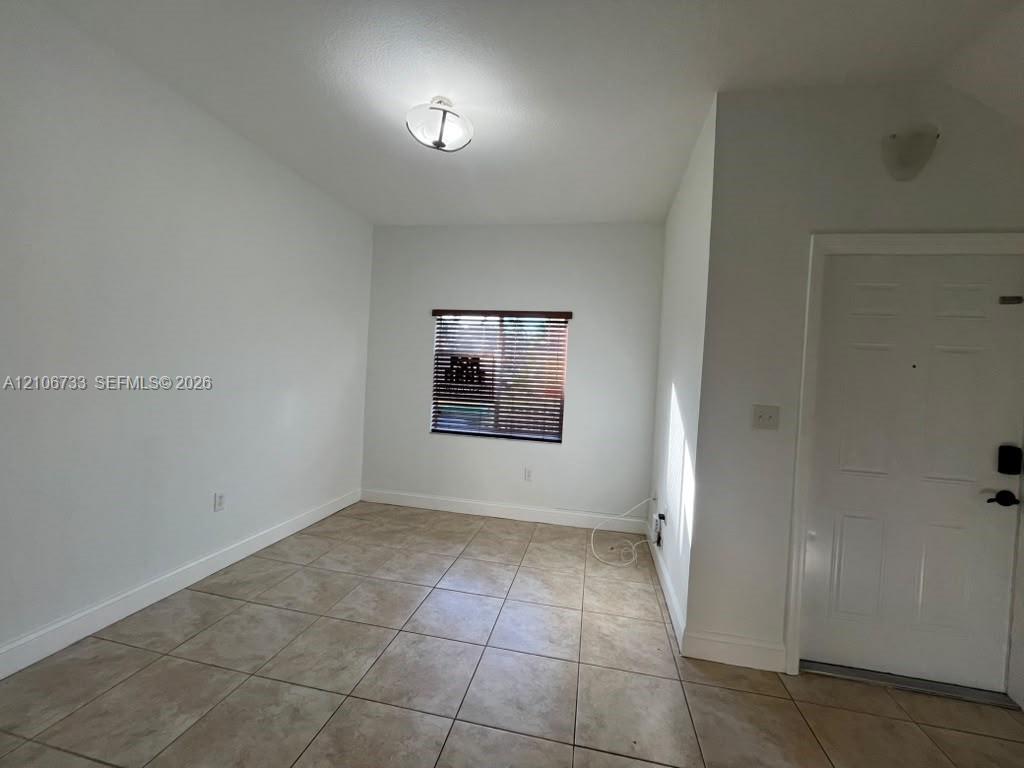 17853 NW 74th Path, Hialeah FL 33015 photo 4