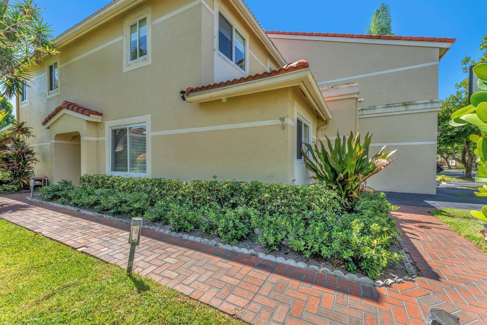 3460 DEER CREEK PALLADIAN Circle # 3460, Deerfield Beach FL 33442 photo 2