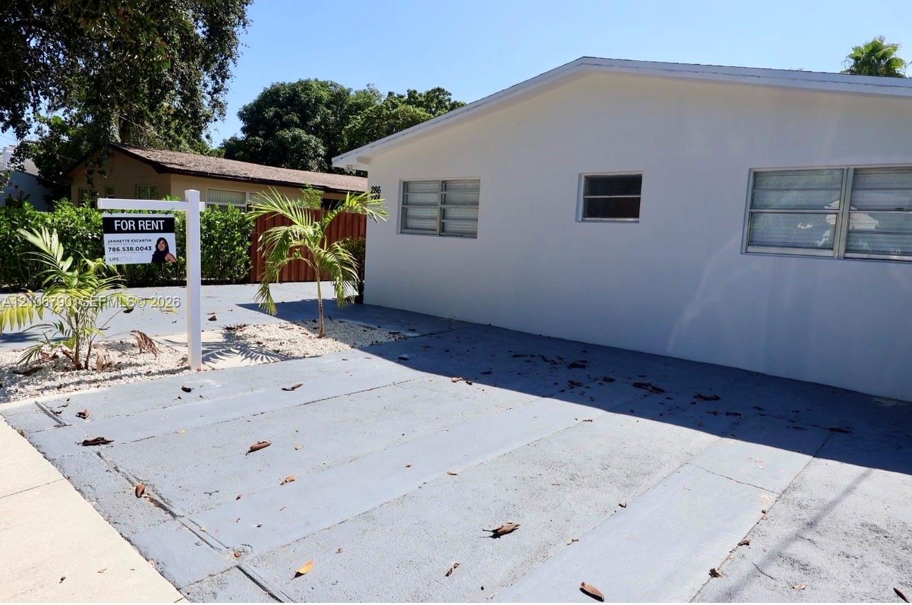 286 NW 39th St # 0, Miami FL 33127 photo 2