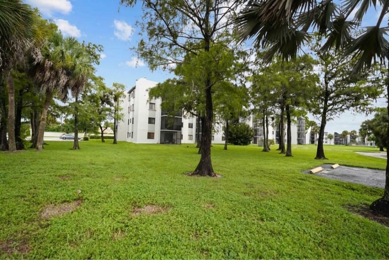 3700 N Pine Island Road # 307, Sunrise FL 33351 photo 5