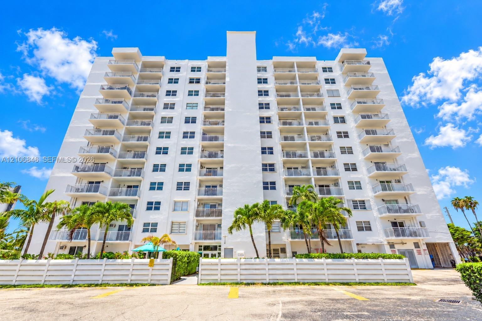 200 S Birch Rd # 211, Fort Lauderdale FL 33316 photo 4