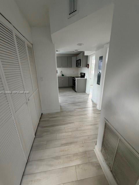 1735 Jefferson St # B, Hollywood FL 33020 photo 2