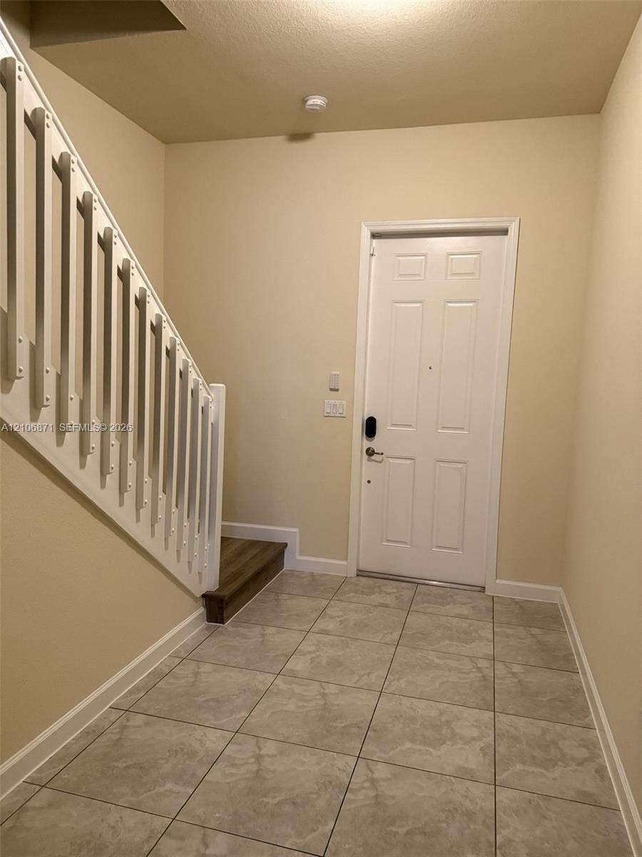 16723 SW 95th St, Miami FL 33196 photo 5