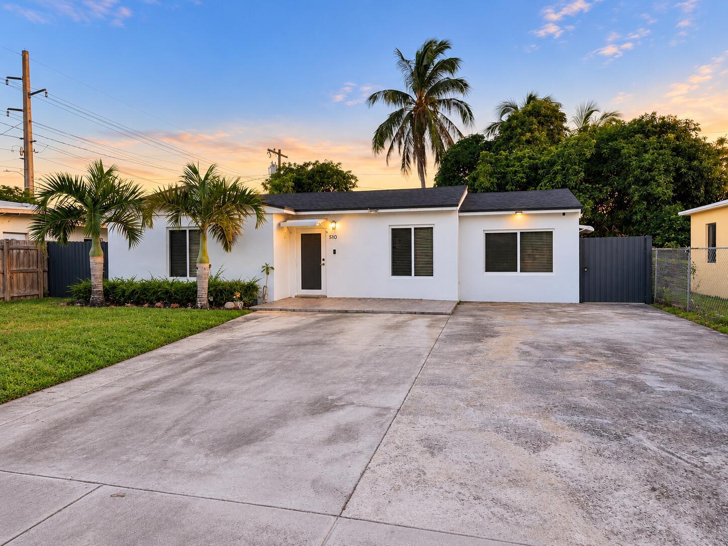 510 NW 108TH Street, Miami FL 33168 photo 2