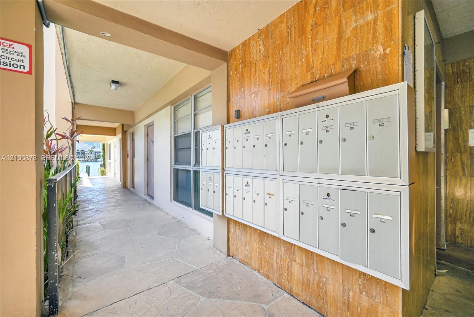 2420 Diana Dr # 306, Hallandale Beach FL 33009 photo 4