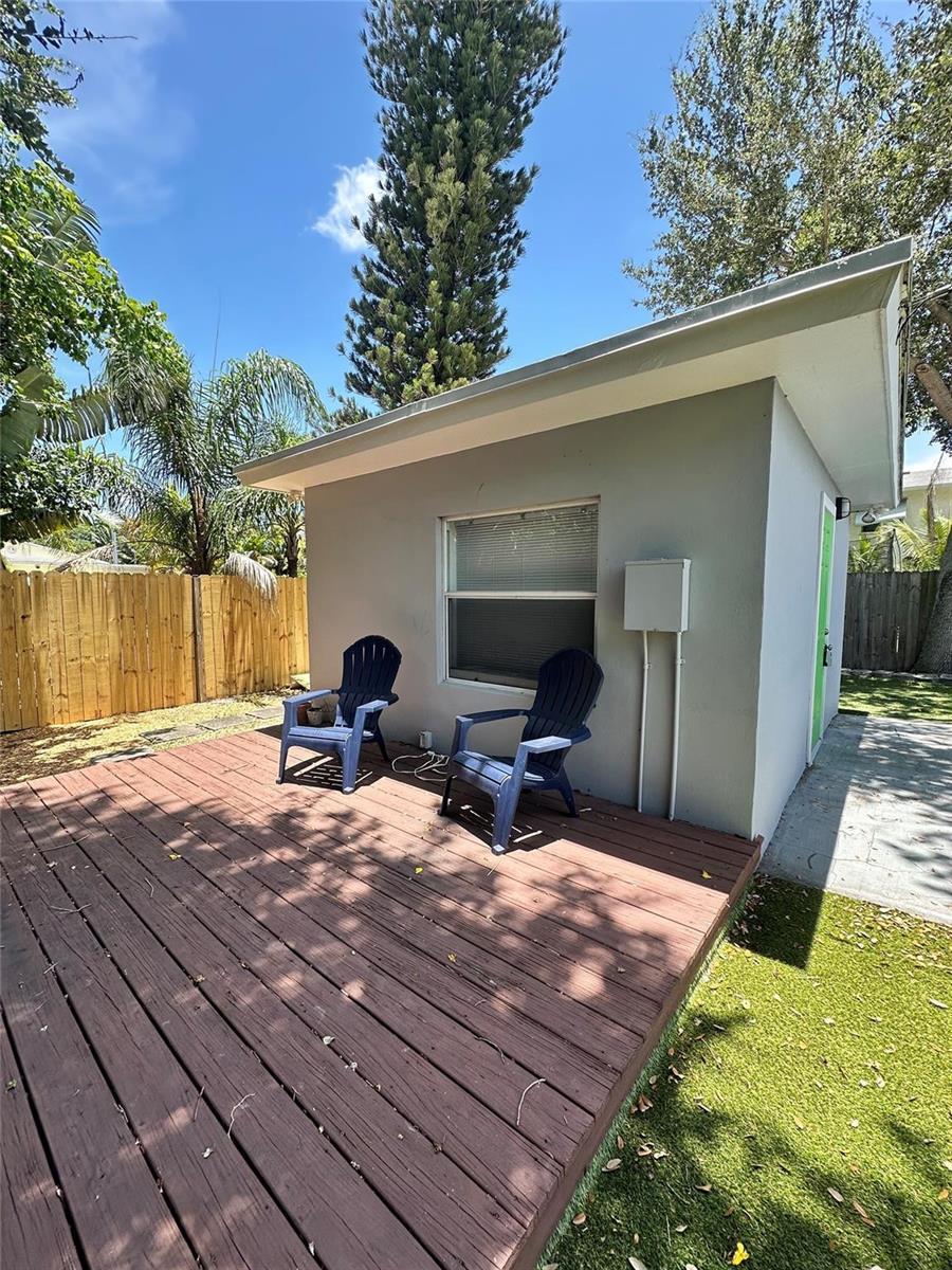 1075 NE 32ND Street rear, Oakland Park FL 33334