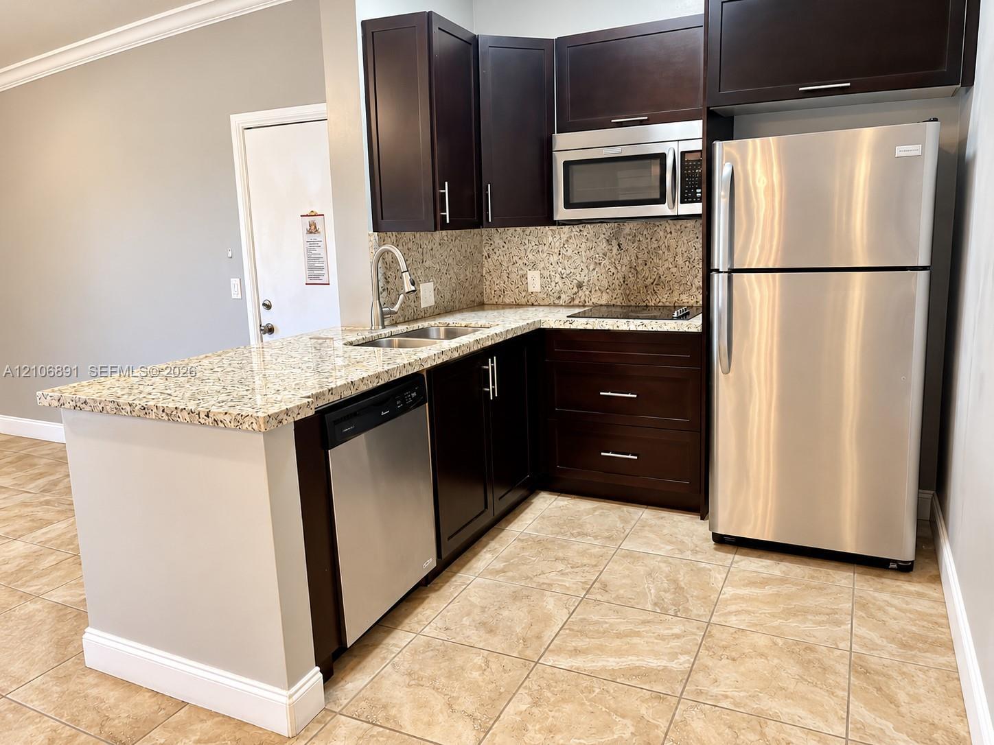 9729 Hammocks Blvd # 202E, Miami FL 33196