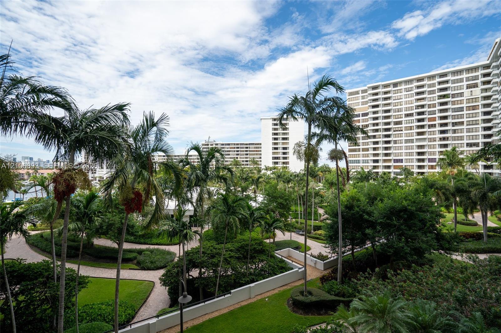 2500 Parkview Dr # 2020, Hallandale Beach FL 33009 photo 3