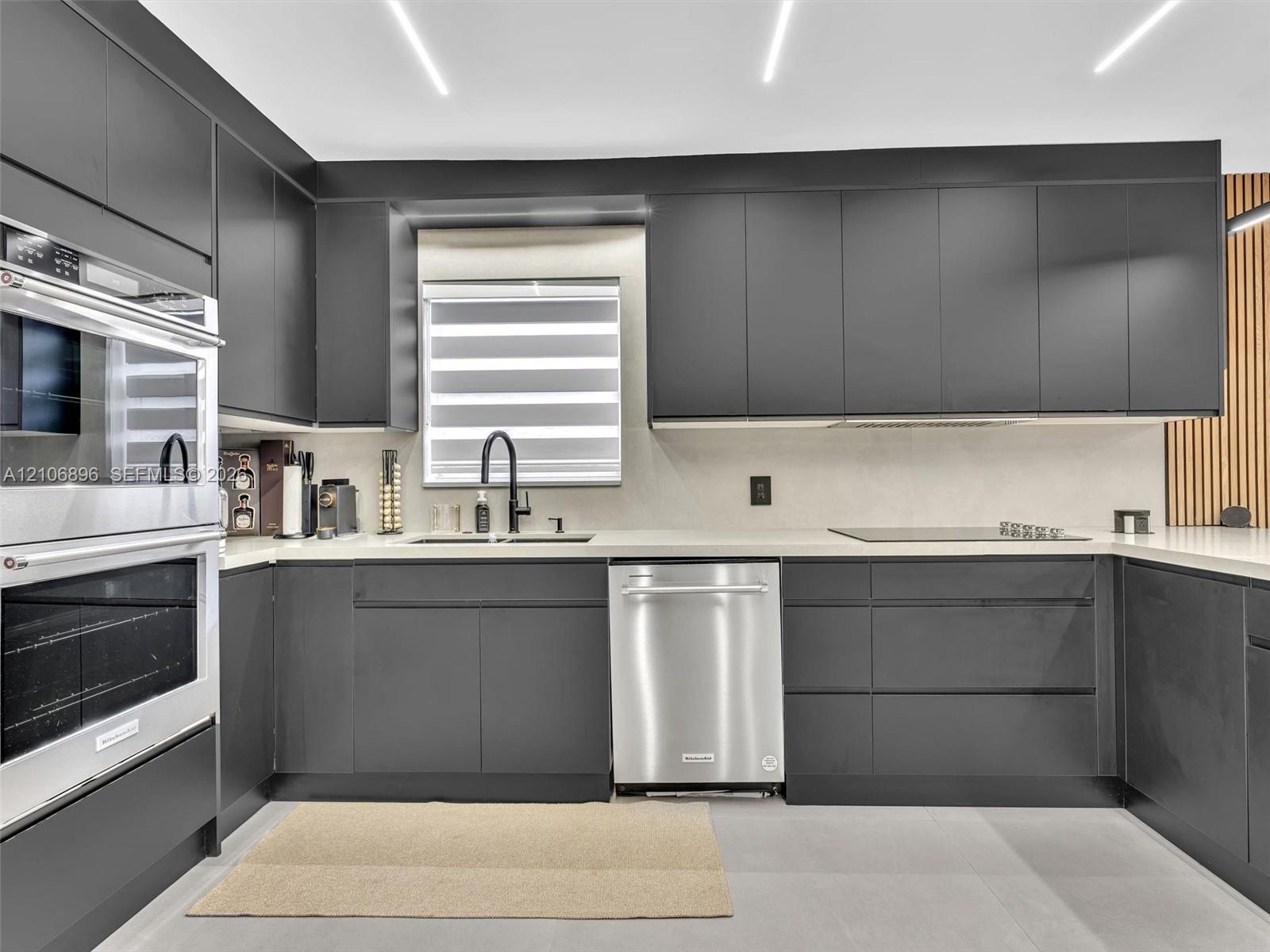 4204 Van Buren St, Hollywood FL 33021 photo 4
