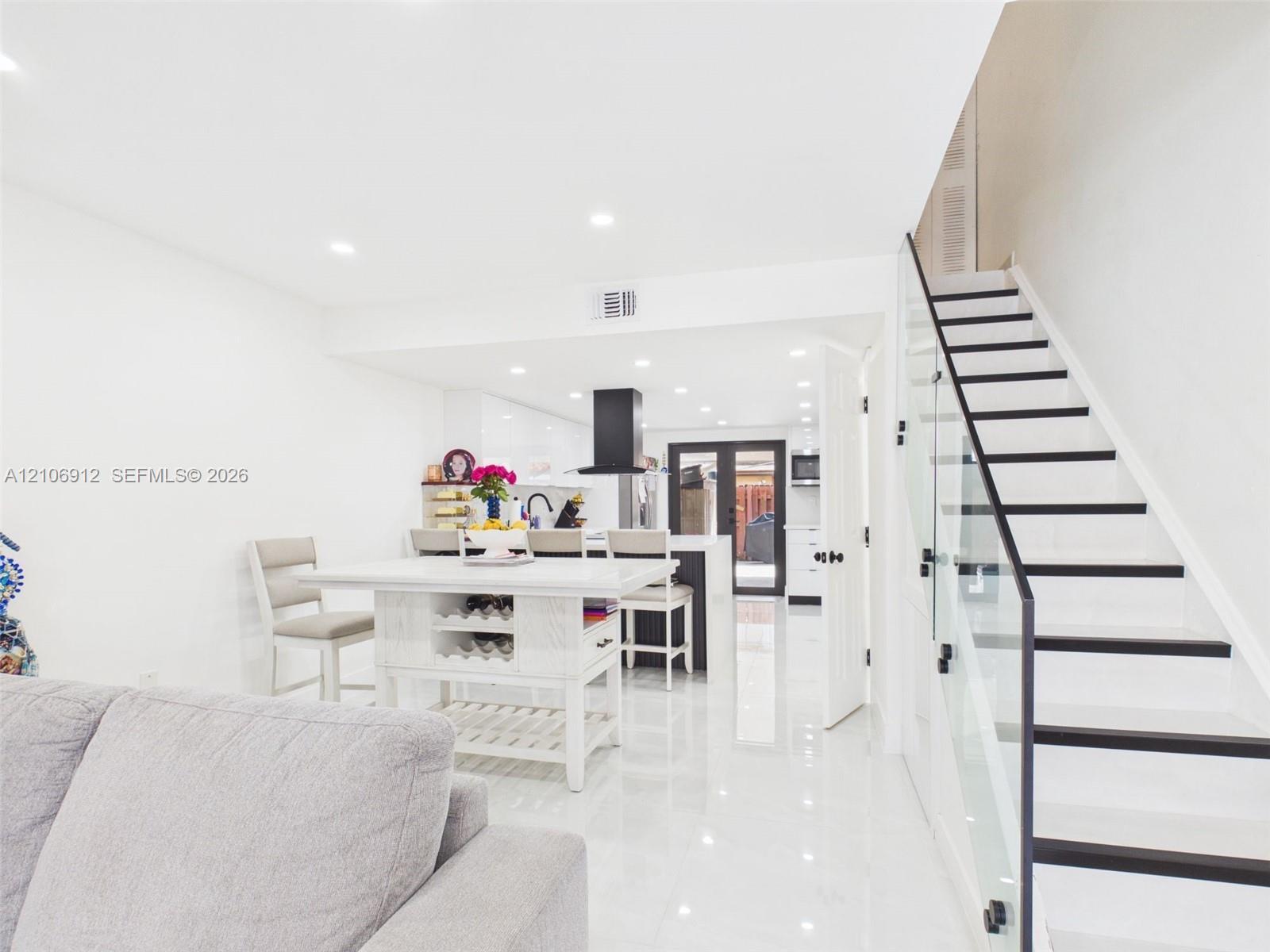 1142 W 42nd St # 19, Hialeah FL 33012 photo 5