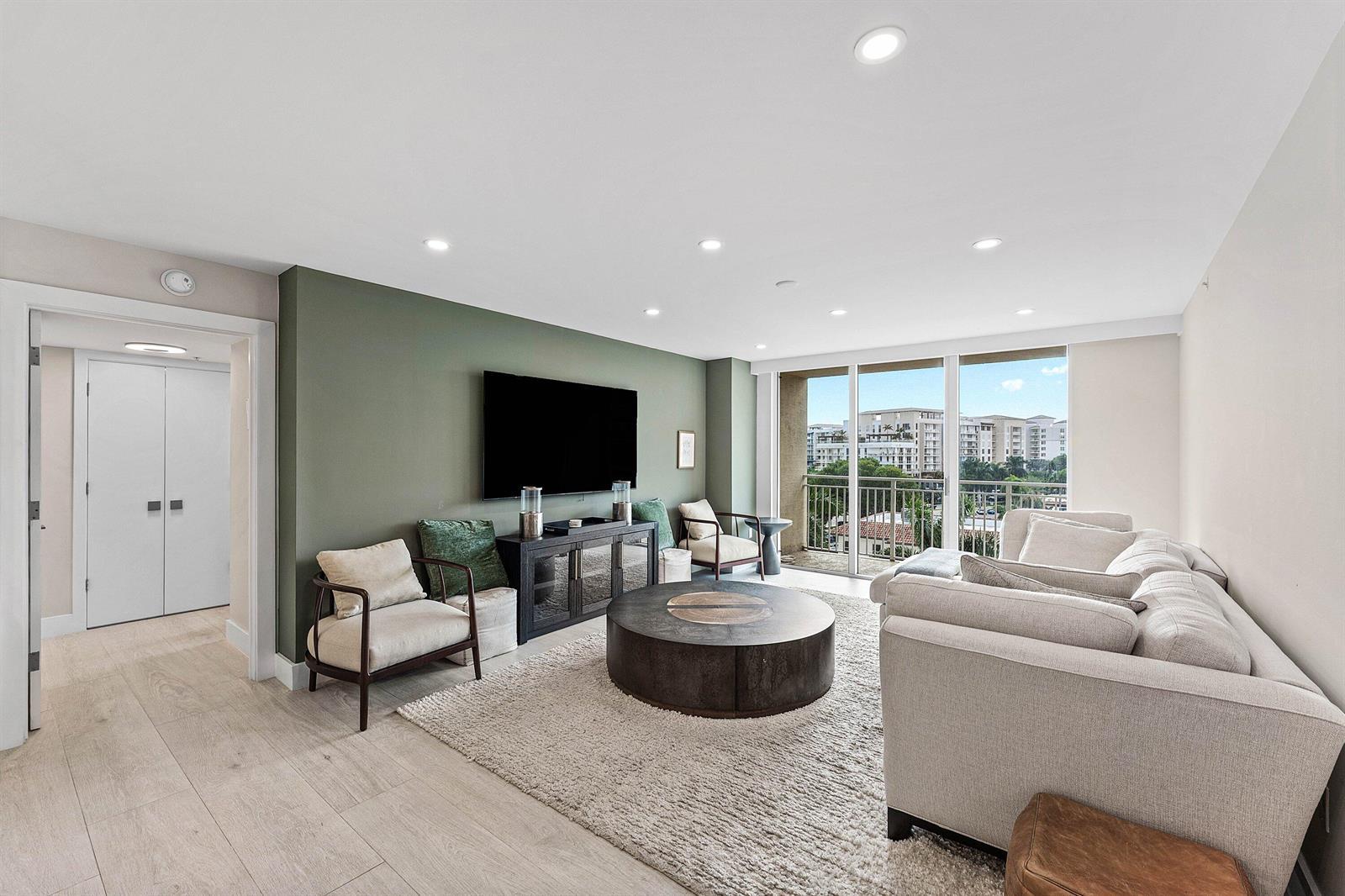 99 SE Mizner Boulevard # 627, Boca Raton FL 33432 photo 4