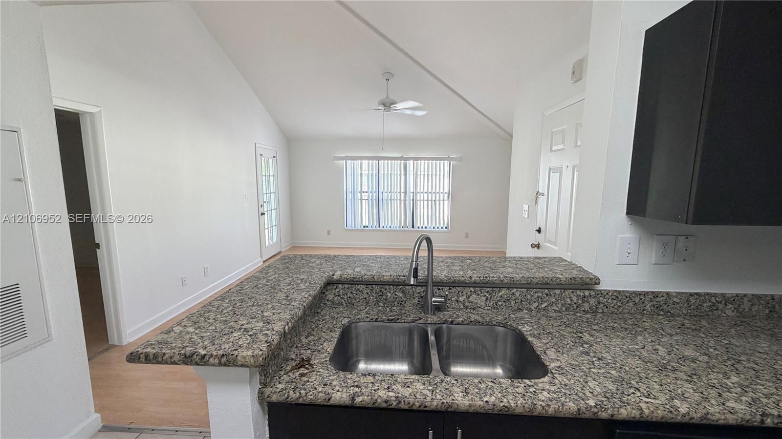 4058 NW 87th Ave # 4058, Sunrise FL 33351 photo 2