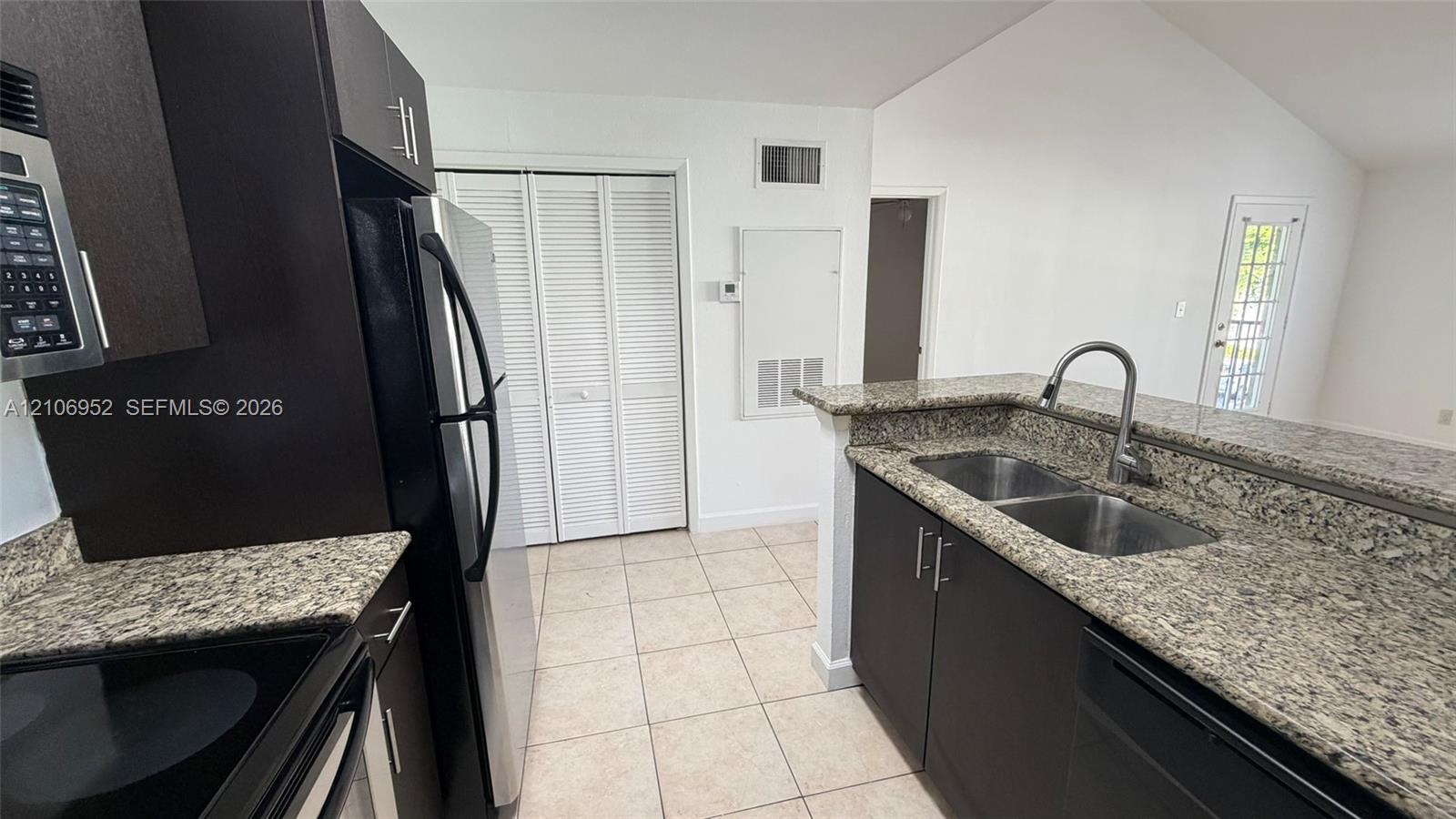 4058 NW 87th Ave # 4058, Sunrise FL 33351