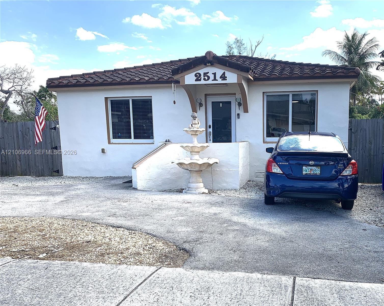 2514 Adams St, Hollywood FL 33020