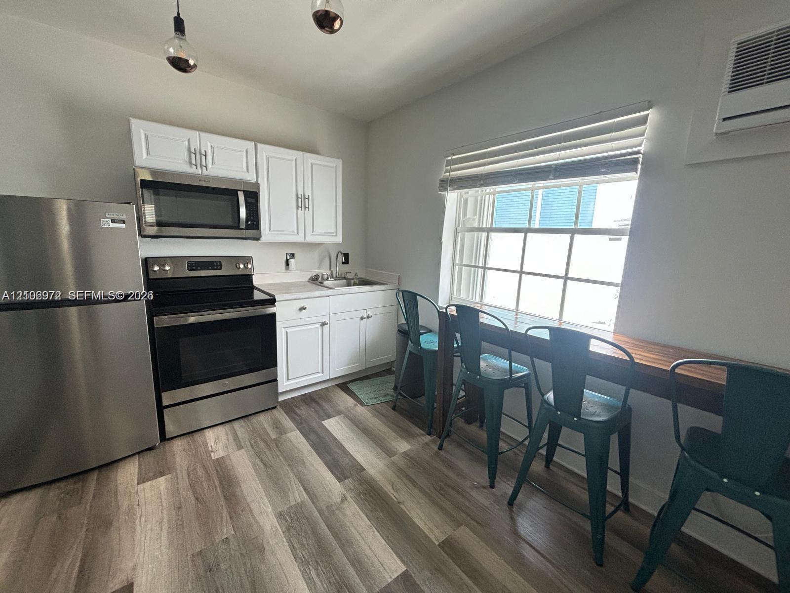 6966 Byron Ave # 203, Miami Beach FL 33141 photo 4