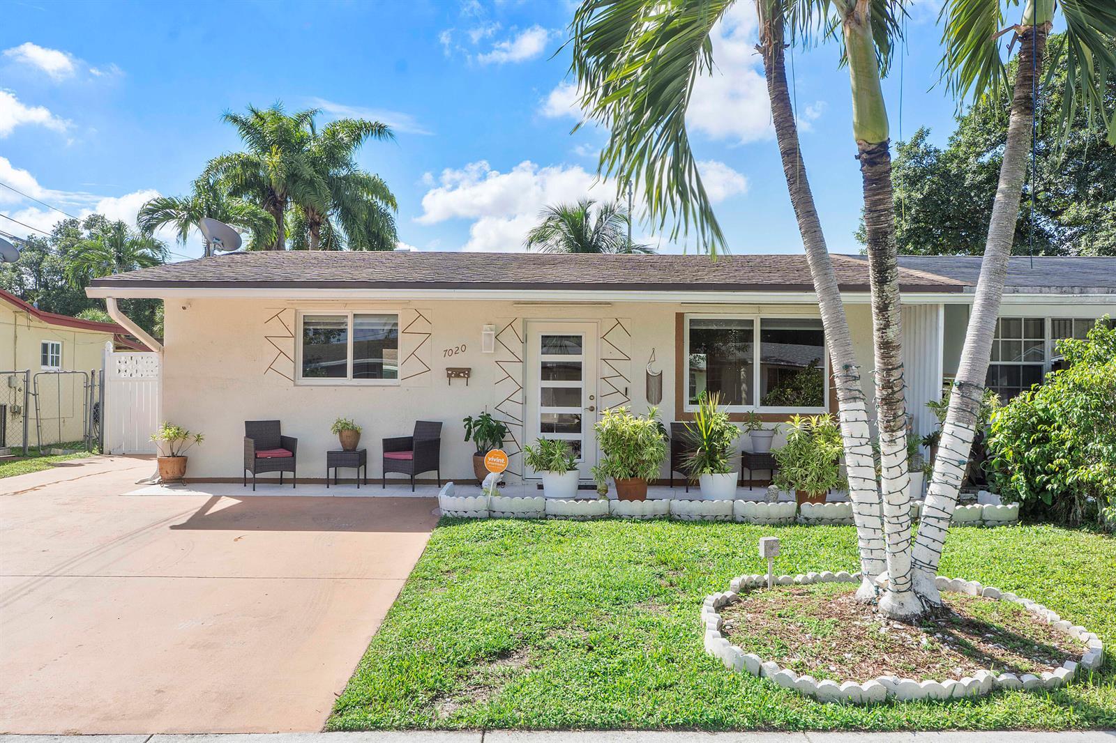 7020 SW 20TH, North Lauderdale FL 33068