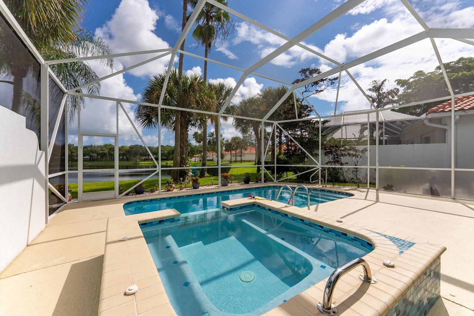 2067 Valencia Drive, Delray Beach FL 33445 photo 2
