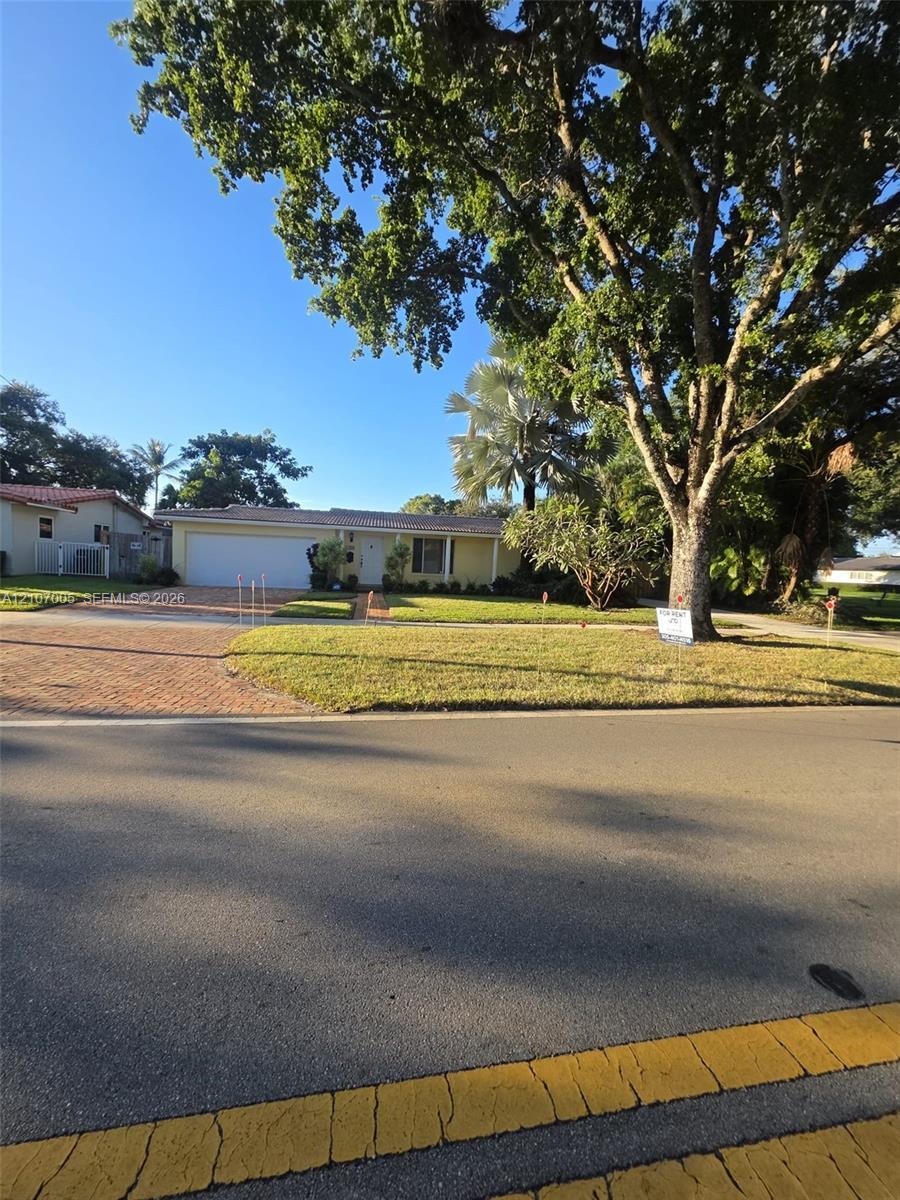 6325 Miami Lakeway, Miami Lakes FL 33014 photo 5